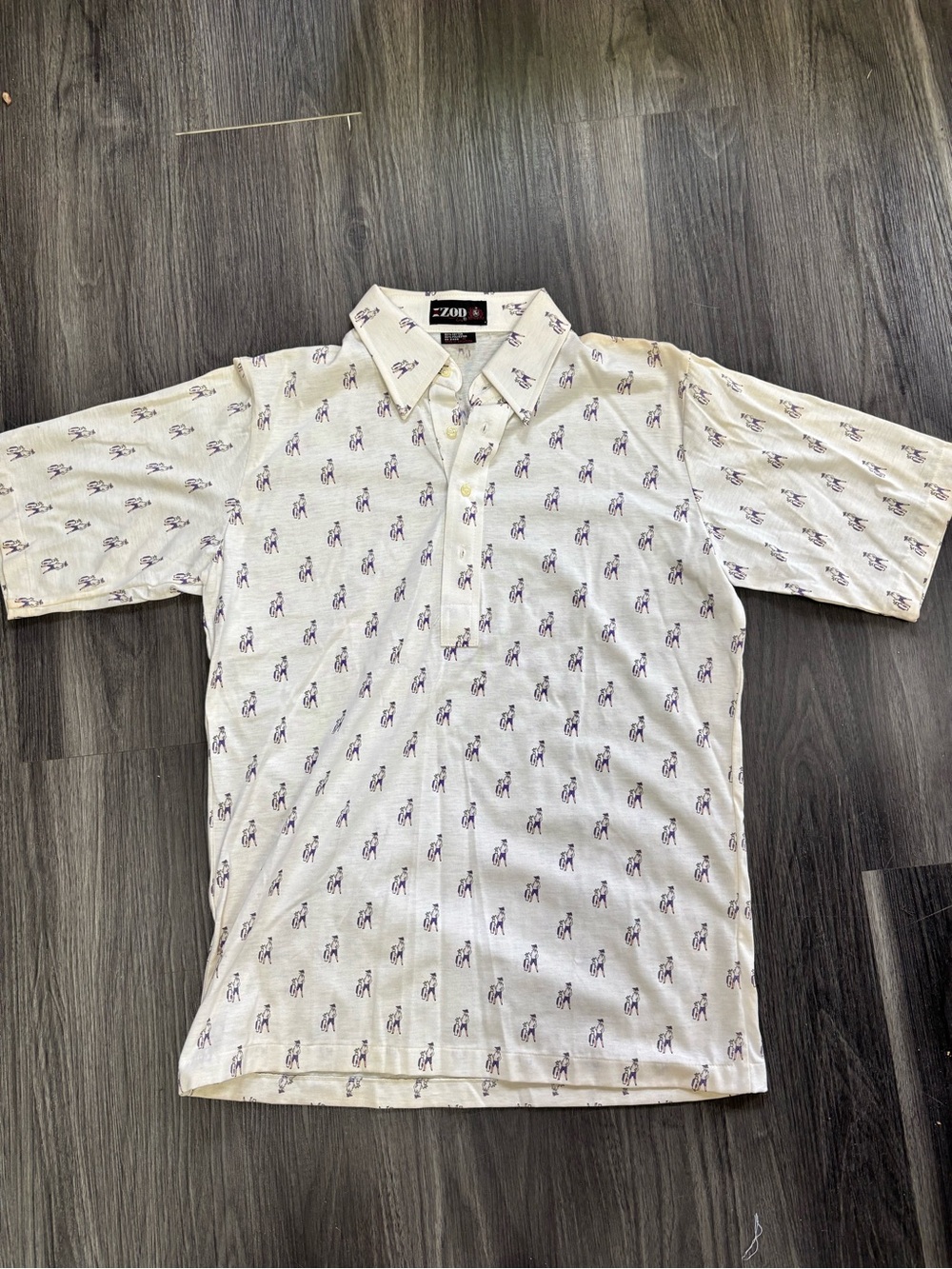 Vintage 80’s IZOD Golf Polo Shirt black & purple golfers repeating pattern Med